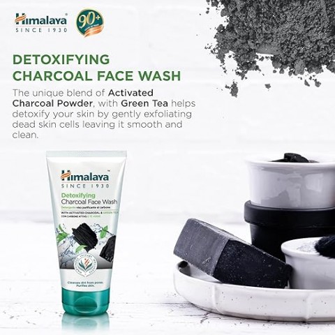 Detoxifying facial wash gel with activated charcoal and green tea, Himalaya, 150ml